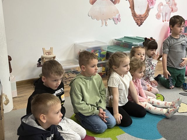 Przedszkolaki uczą się segregacji odpadów – edukacyjna akcja MPWiK i EkoPartner Recykling   - 4